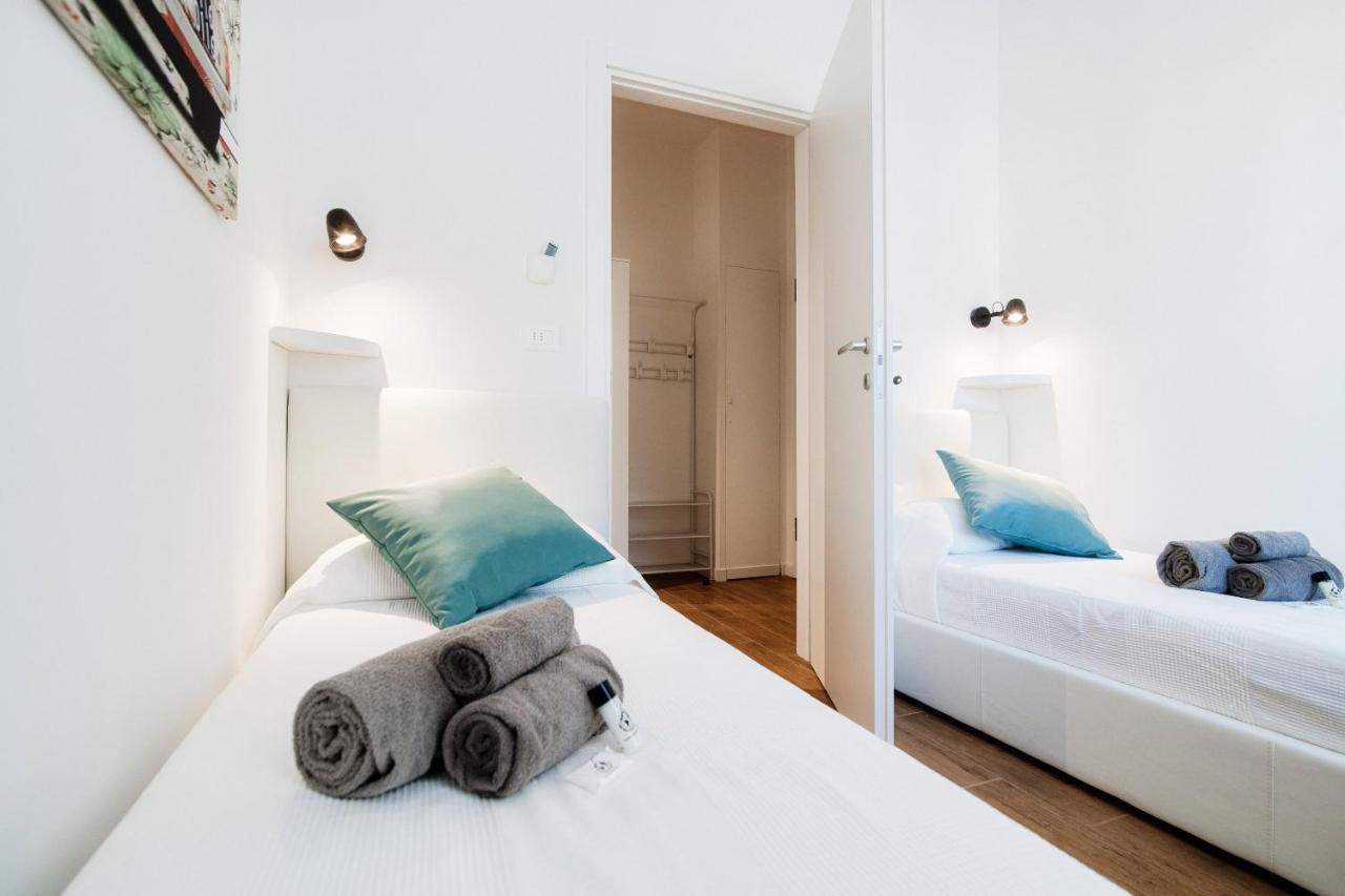 White Loft Como Central - The House Of Travelers Exterior foto