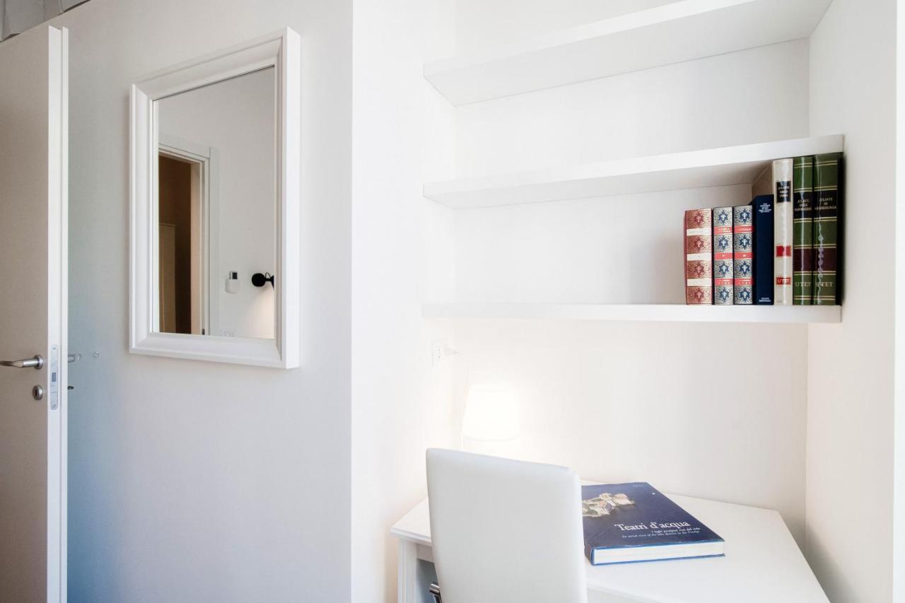 White Loft Como Central - The House Of Travelers Exterior foto